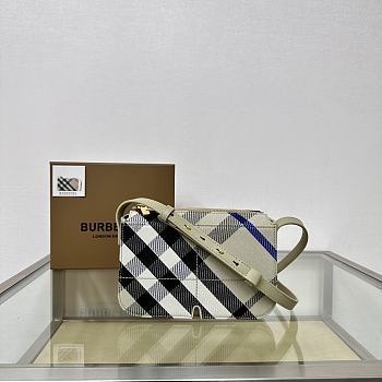 Burberry Snip Crossbody Bag in Lichen - 20x 6.5x 15.5cm