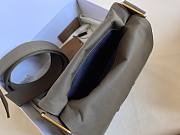 	 Burberry Trench Crossbody Bag 02 - 25 x 8 x 16cm - 4