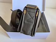 	 Burberry Trench Crossbody Bag 02 - 25 x 8 x 16cm - 3