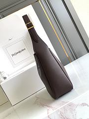 YSL LE 5 A 7 supple small IN GRAINED LEATHER IN ROUGE LEGION - 23 X 22 X 8.5cm - 4