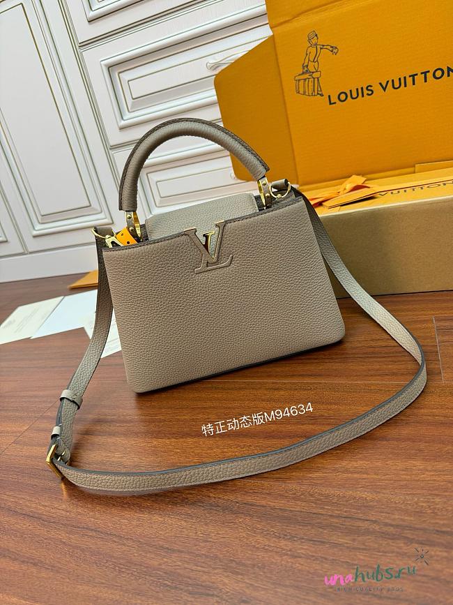 Louis Vuitton Capucines BB Beige/Galet Grey - 27x18x9cm - 1