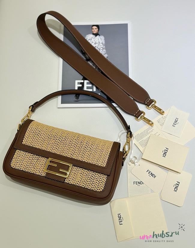FENDI Baguette macramé-detail Shoulder Bag - 27x6x15cm - 1