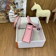 	 Hermes Kelly pochette light pink ostrich leather bag - 22cm - 3