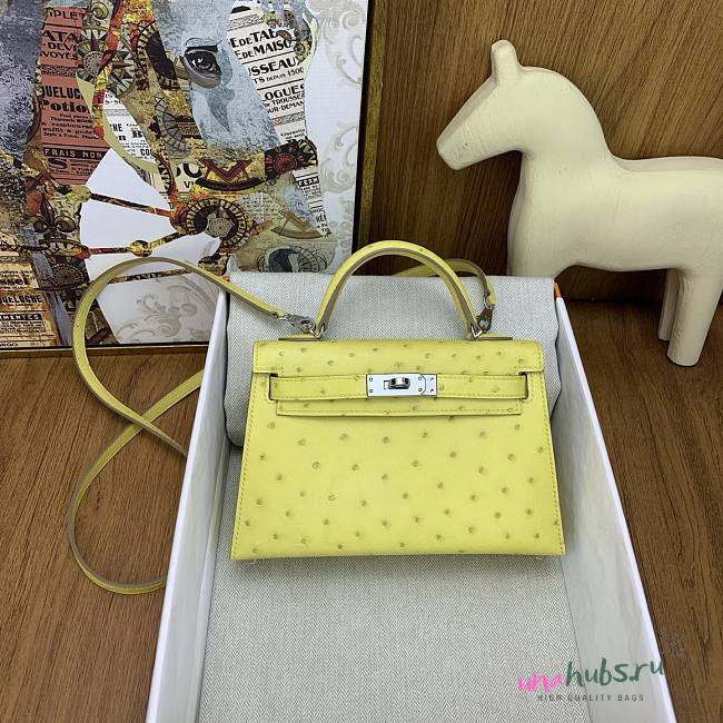 	 Hermes Kelly pochette yellow ostrich leather bag - 22cm - 1