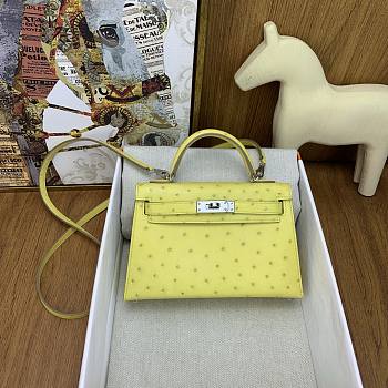 	 Hermes Kelly pochette yellow ostrich leather bag - 22cm