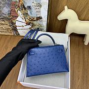 	 Hermes Kelly pochette blue ostrich leather bag - 22cm - 5
