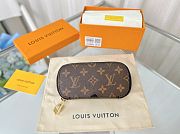 Louis Vuitton Sunglasses Pouch GM Monogram Canvas - 17 x 8.5 x 6.5 cm - 1