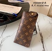 LOUIS VUITTON Monogram Sunglasses Case - 8.5x3x19cm - 1