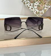 Dior 30MONTAIGNE Gray-to-Blue Gradient Square Sunglasses - 2
