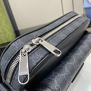 	 Gucci GG Supreme small crossbody bag in black - 23x18x7cm - 2