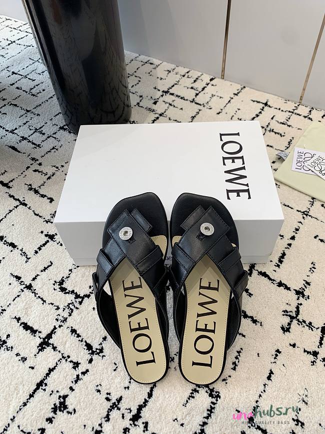 Loewe Toy Panta toe post sandal in lambskin Black - 1