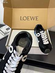Loewe Flow Runner in black&white - 4