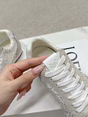 	 Loewe Flow Runner in suede grey - 6