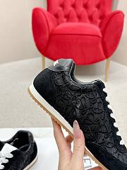 	 Loewe Flow Runner in suede black - 5