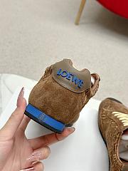 	 Loewe Flow Runner in suede brown - 5