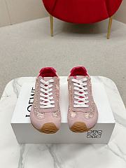 	 Loewe Flow Runner in suede pink - 4