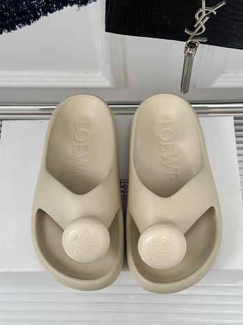 	 LOEWE x Paula's Ibiza Foam Bubble Slides Cream