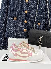 Loewe Flow Runner in suede pink 02 - 1