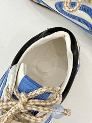 	 Loewe Flow Runner in suede blue - 5