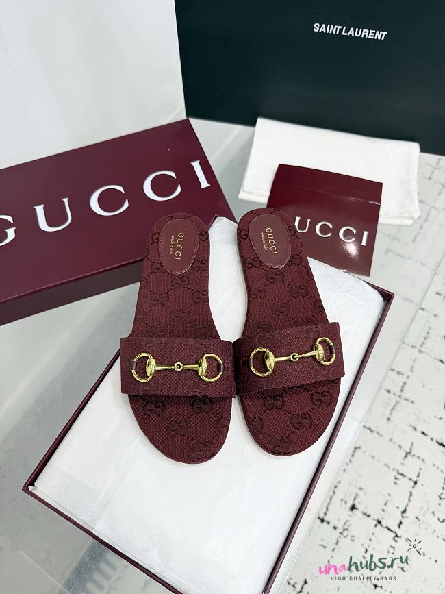 	 Gucci GG Ebony Horsebit slides in red - 1
