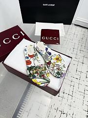 	 Gucci Flower White Horsebit slides - 4