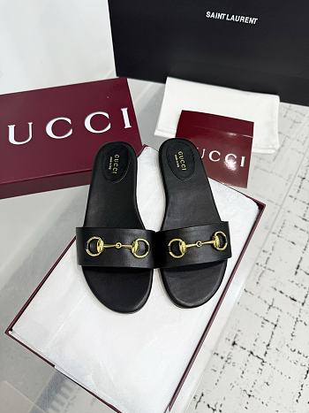 Gucci Horsebit Leather Slides in Black