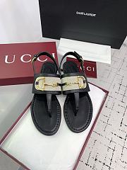 Gucci thong sandal with Horsebit in black leather - 1