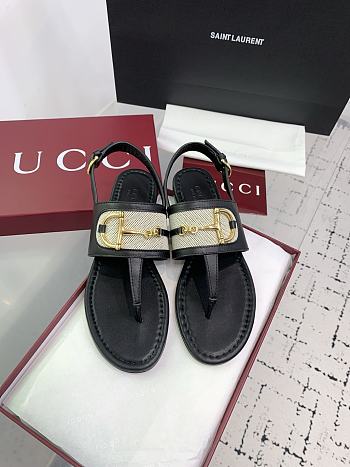 Gucci thong sandal with Horsebit in black leather