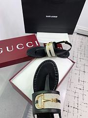 Gucci thong sandal with Horsebit in black leather - 2