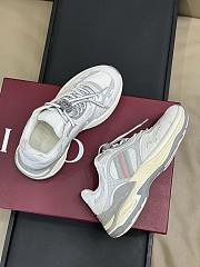 	 Gucci 2.0 trainer in grey mesh and leather - 6
