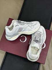 	 Gucci 2.0 trainer in grey mesh and leather - 4