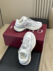 	 Gucci 2.0 trainer in grey mesh and leather - 2