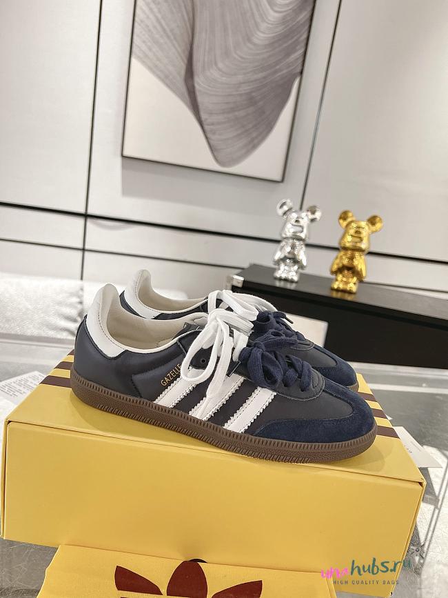 Gucci Gazelle Dark Blue Sneakers - 1
