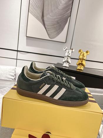 Gucci Gazelle Green Sneakers