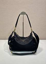 Black Prada Explore large Re-Nylon and leather bag 32x22x11.5cm - 1