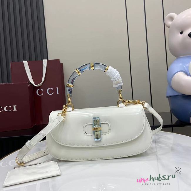 	 Gucci Bamboo Diva medium bag in white - 26.6x 13x 8cm - 1