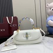 	 Gucci Bamboo Diva medium bag in white - 26.6x 13x 8cm - 1