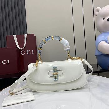 	 Gucci Bamboo Diva medium bag in white - 26.6x 13x 8cm