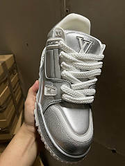 Louis Vuitton Trainier Maxi Silver  - 3