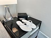 Chanel Flip Flop White Leather  - 3