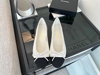 	 Chanel Ballerina Flats Shoes White