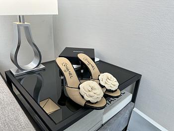 Chanel Quilted Camellia Flower Sandals in Beige Leather