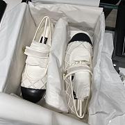 	 Chanel Cloth ballet flats in white - 5