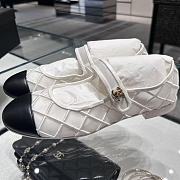 	 Chanel Cloth ballet flats in white - 3