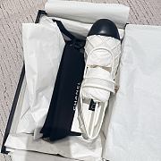 	 Chanel Cloth ballet flats in white - 2