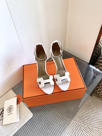 Hermes Encens sandal in white