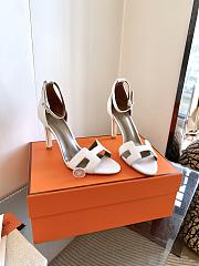 Hermes Encens sandal in white - 5