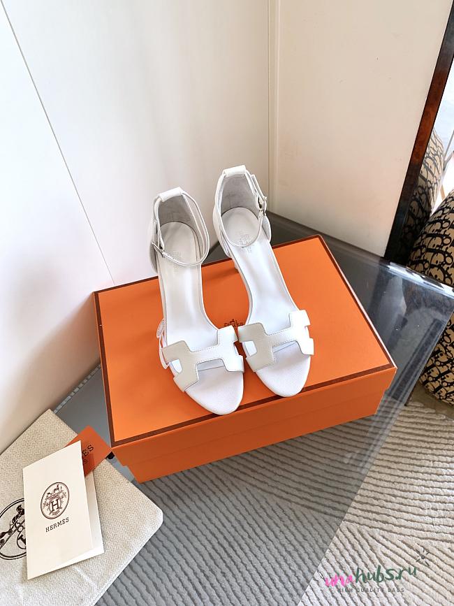 	 Hermes Encens sandal in all white - 1