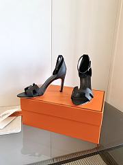 	 Hermes Encens sandal in black - 5