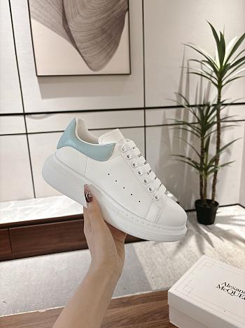 	 Alexander McQueen Sneakers 06